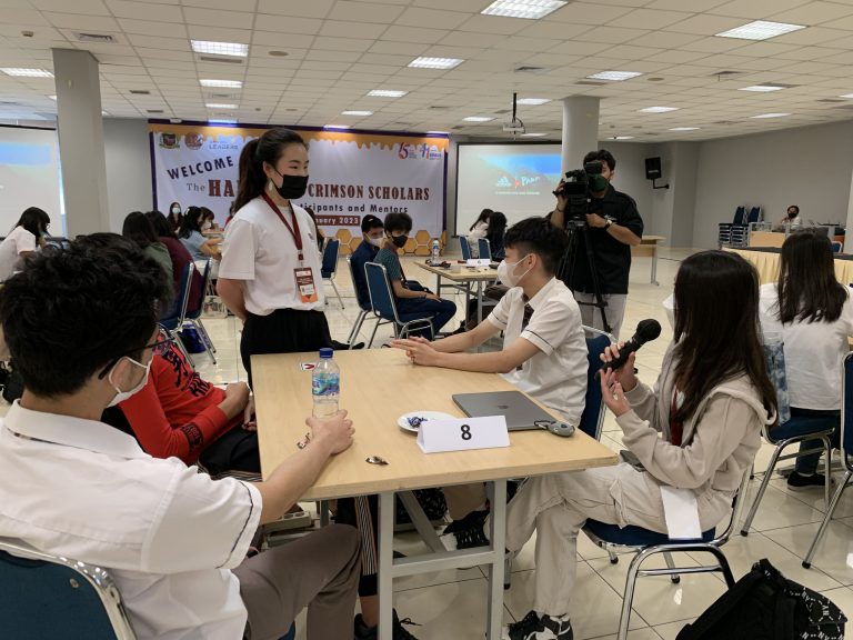 Asah Jiwa Kepemimpinan, Siswa BINUS SCHOOL Dapatkan Pelatihan Langsung dari Mahasiswa Harvard