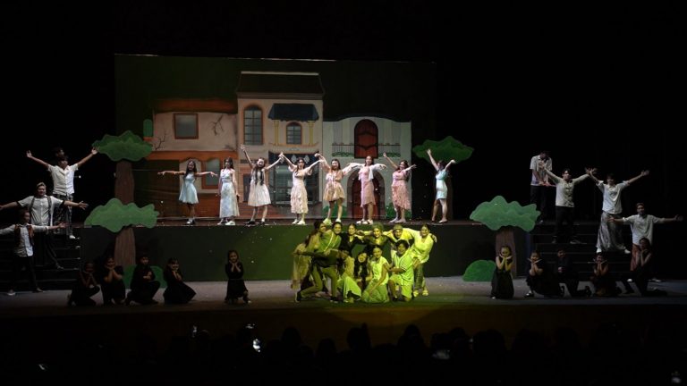 BINUS SCHOOL Simprug Introduces ‘ENTRANCED’: A Theatrical Adventure Nurturing Creativity, Confidence, and Team SPIRIT