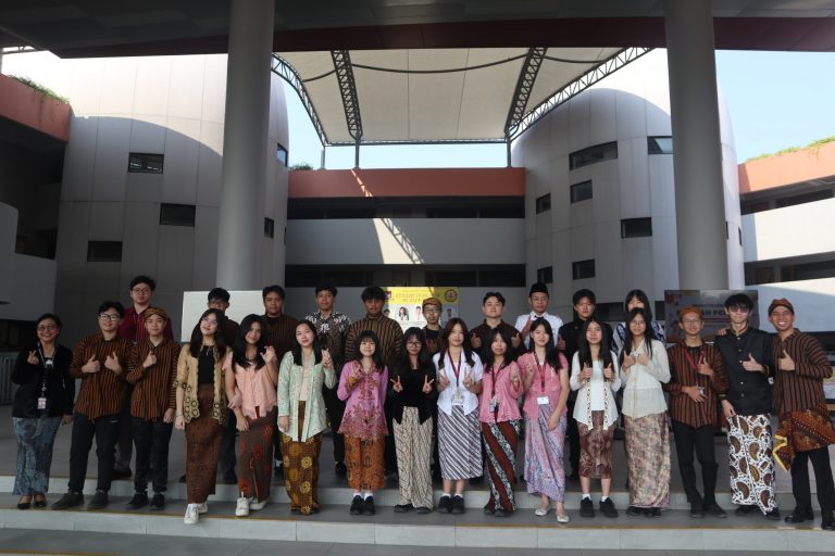 Youth Pledge Day at BINUS SCHOOL Semarang: Students Perform Gamelan, Traditional Dance, and a Wayang Show!